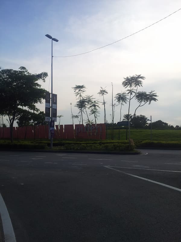 Puteri harbour street
