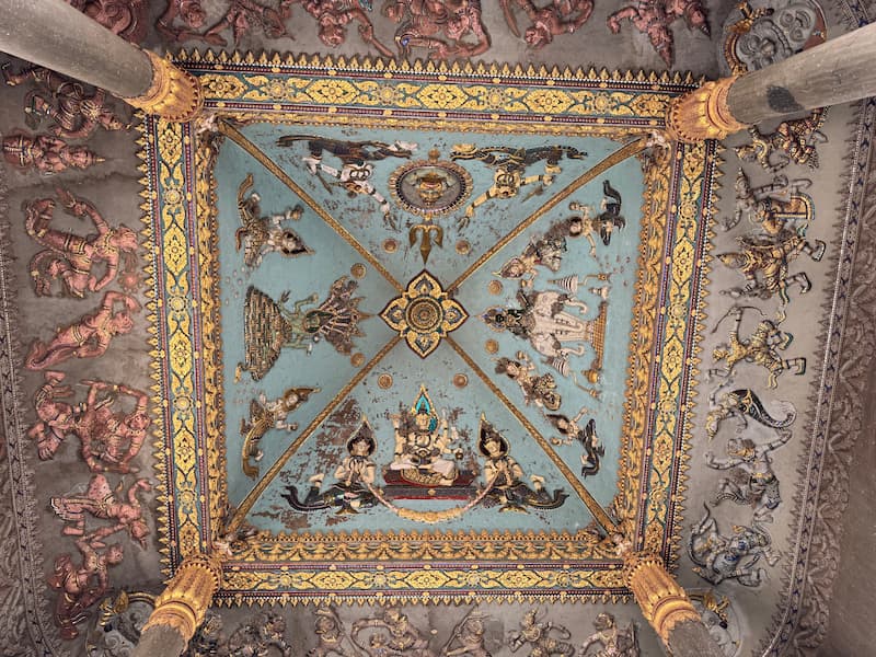 Ceiling of the Patuxai Victory monument
