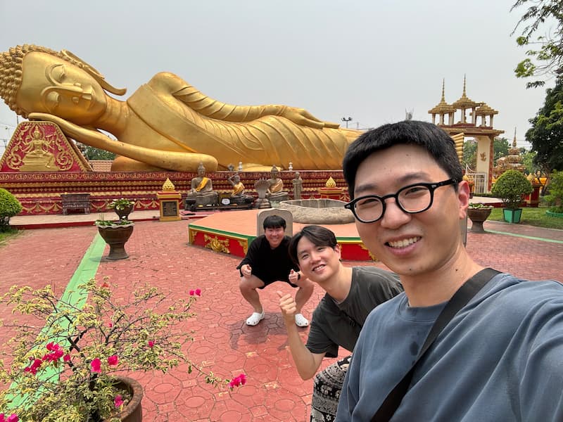 The group photo with Reclining Buddha