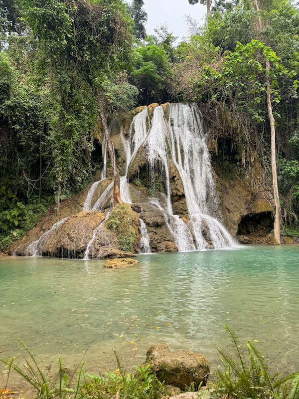 Khoun Moung Keo waterfall