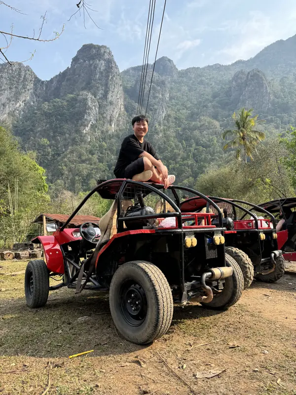 버기카 위에 블로거