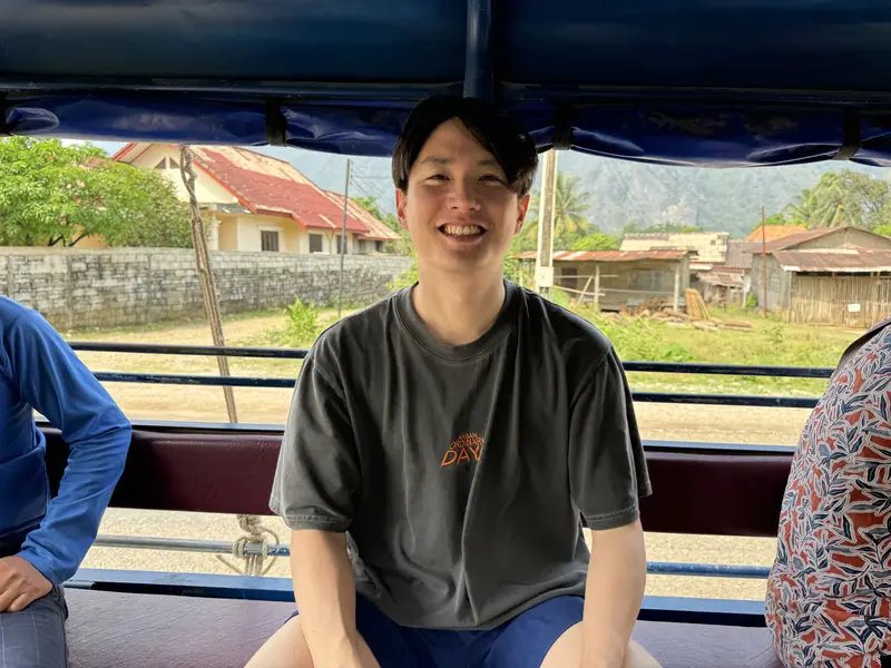 툭툭 위에서 친구