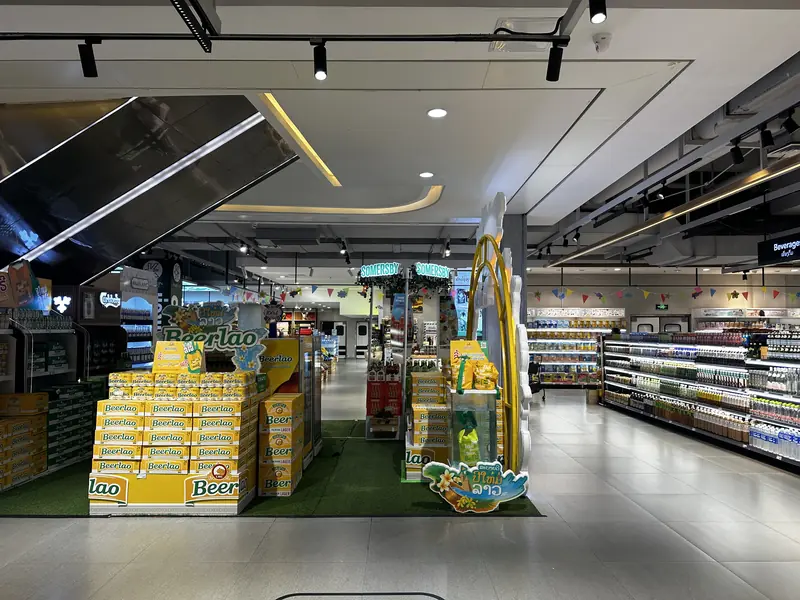 라오스 마켓의 기념품들