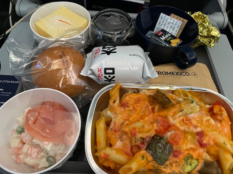 Aeromaxico in-flight meal