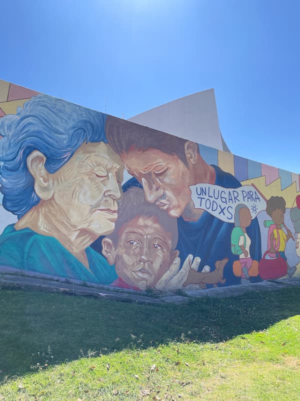 The grafitti showing family