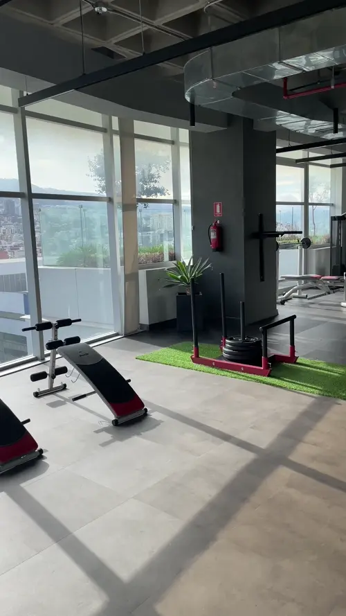 블로거가 한 달 정도 다닌 숙소 체육관