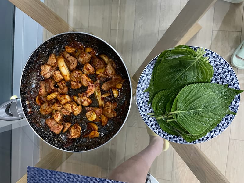 Perilla leaf wraps with spicy stir-fried pork