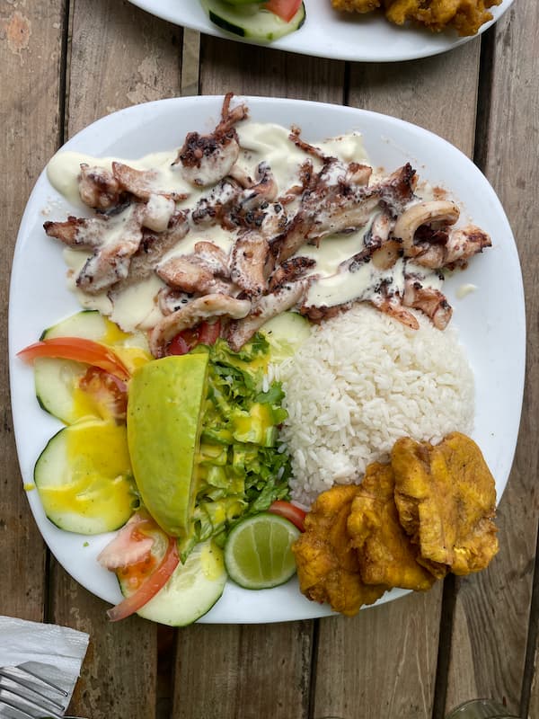 Pulpo al ajillo