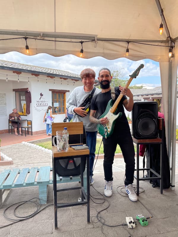 Blogger with Guitarist