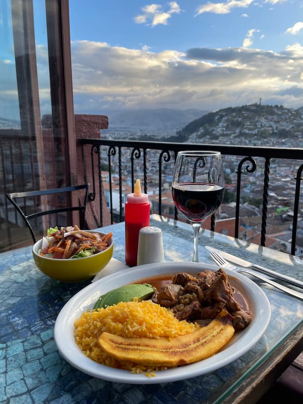 Café Mosaico restaurant in the evening