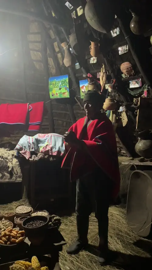 농사와 생활에 관해서 설명해 주시는 돈 훌리안 아저씨