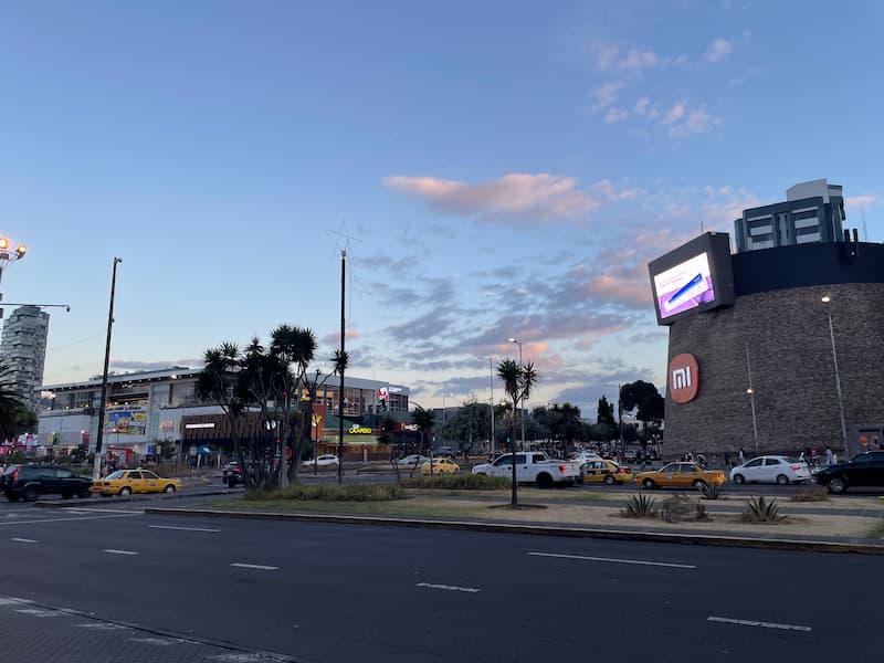 돌아온 키토의 저녁 거리