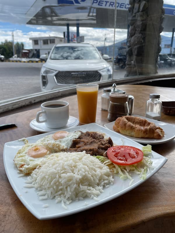 Beef rice with eggs and salad