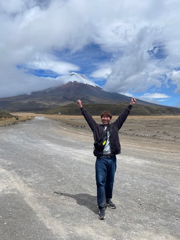 Blogger with Cotopaxi Volcano