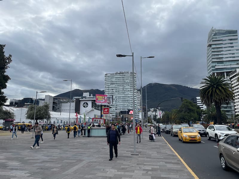 Returned Quito street