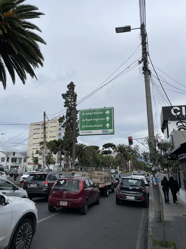 리오밤바의 거리