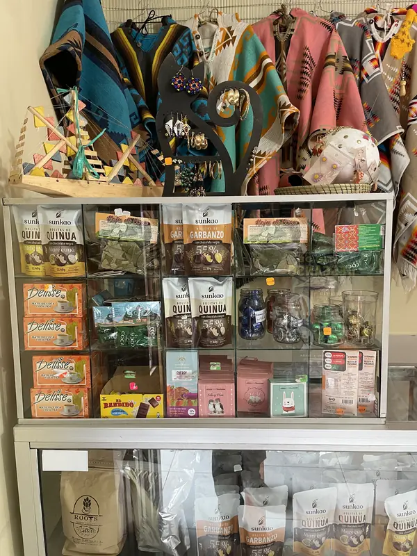 코카잎으로 만든 제품들