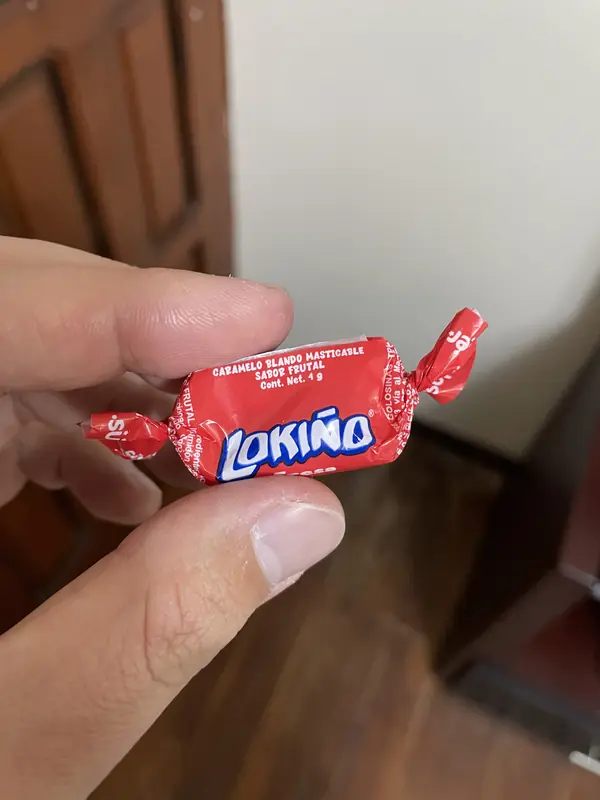 콜롬비아에서 생산된 캐러멜 같은 Lokino