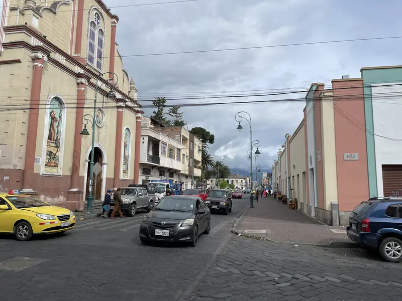 리오밤바 시내 거리