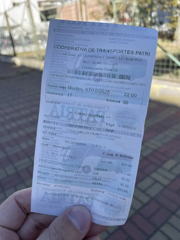 쿠엥카로 가는 고속버스표