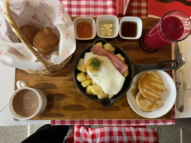 초콜라떼리아 도스 쵸레라스의 아침 세트 메뉴