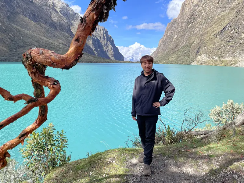 양가누코 계곡 호수에서 블로거