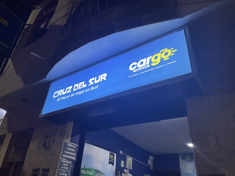 우아라즈 크루즈 델 수르 사무실