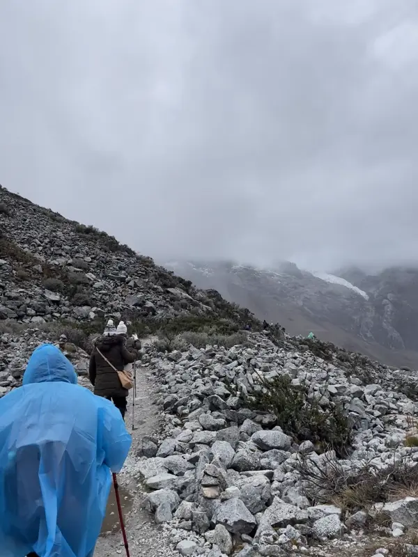 트레킹 시작 지점으로 돌아가는 길