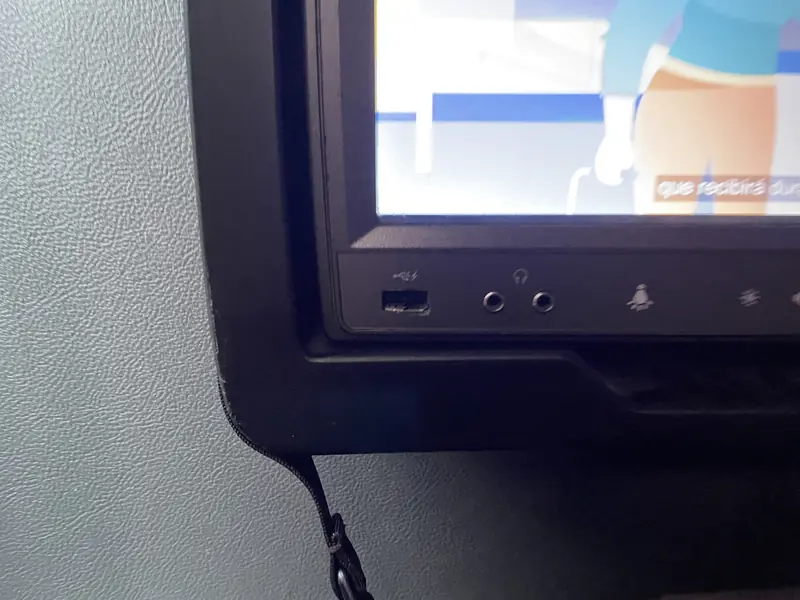 고장 난 USB 포트